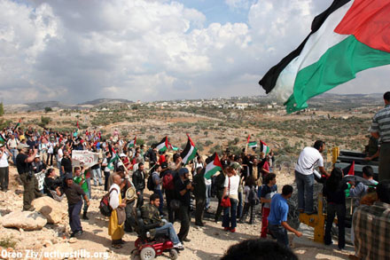 Bil'in Demonstration gewaltfreier Widerstand