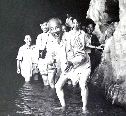 Ho Chi Minh im Lijang-Fluss China 1961