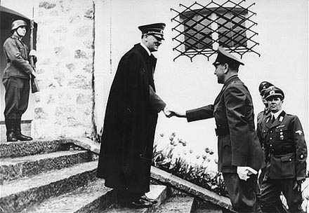 Ante Pavelic besucht Hitler auf dem Berghof