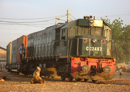 Dakar-Niger-Express Zug in Afrika