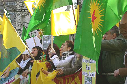 kurdische Proteste bei Erdogans Besuch in Köln Foto: arbeiterfotografie.com