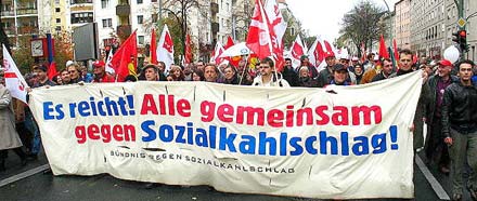 Demo gegen Sozialraub