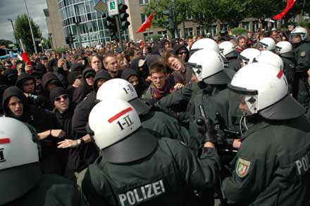 Antifa-Demo Bonn-Duisdorf