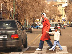 Tehran street-crossing Foto: Fesenjoon