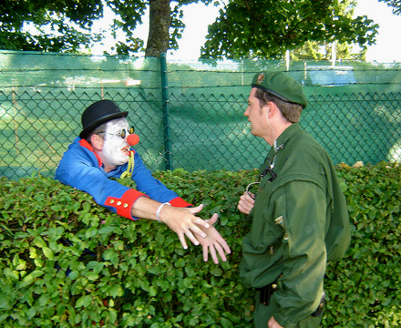 Proteste gegen die letzten Atomwaffen in Büchel Clownsarmee Foto: Christian Heinrici