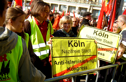 Anti Pro-Köln Schild Foto: Christian Heinrici