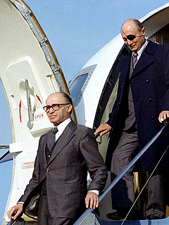 Begin und Moshe Dayan auf Staatsbesuch in den USA 78