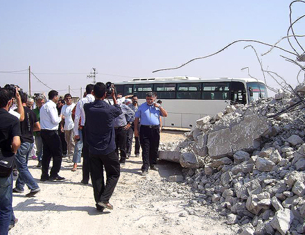 Ismail Haniyya zerstörte Fabrik in Gaza