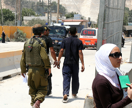 Checkpoint Beit Iba Foto: michaelramallah