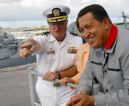 Hugo Chávez auf „USS Yorktown"