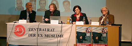 Podium Islamkonferenz