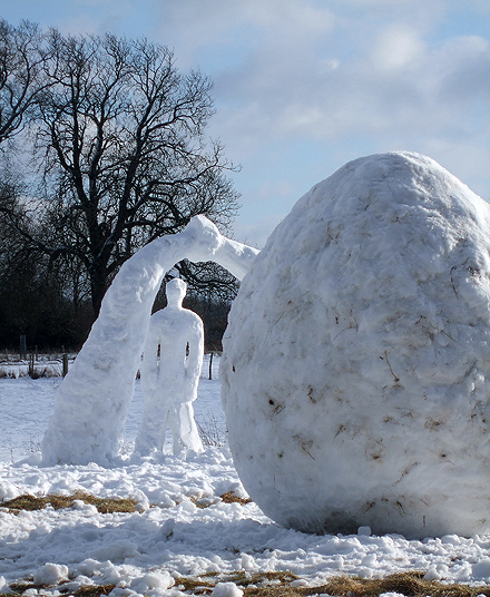 „Schnee“ von Markus Thonett Ei Bogen Mensch