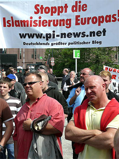 Politically Incorrect (rechtes Webportal) Foto: arbeiterfotografie