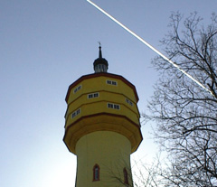 Gronauer Wasserturm: nicht dass die Bürger der statt der Firma da einen Strich durch die Rechnung machen...