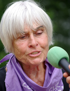 Barbara Rütting im Interview in Büchel Foto: Norman Liebold