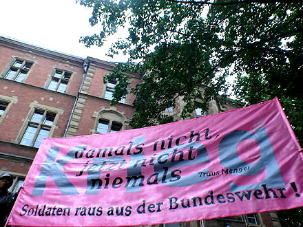Einweihung des Deserteur-Denkmals Köln | Foto: Arbeiterfotografie