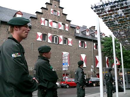 Einweihung des Deserteur-Denkmals Köln | Foto: Arbeiterfotografie