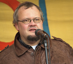 Tobias Pflüger bei seiner Rede in Büchel | Foto: Herbert Sauerwein/ AF