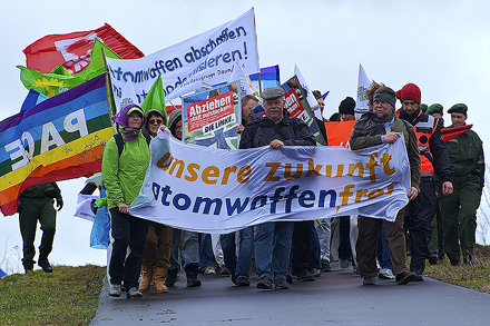Proteste gegen Atomwaffen in Büchel in der Eifel | Foto: Herbert Sauerwein/AF