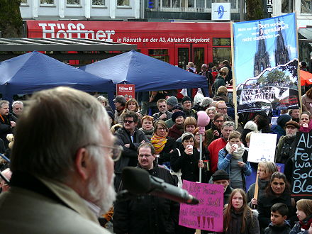 Protest-Kundgebung auf dem Neumarkt.