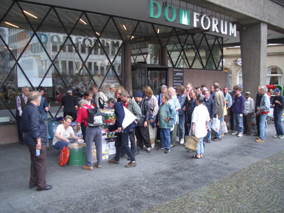 Suppenküche auf der Domplatte